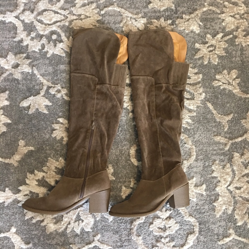 VICI over the knee Fall Boots
